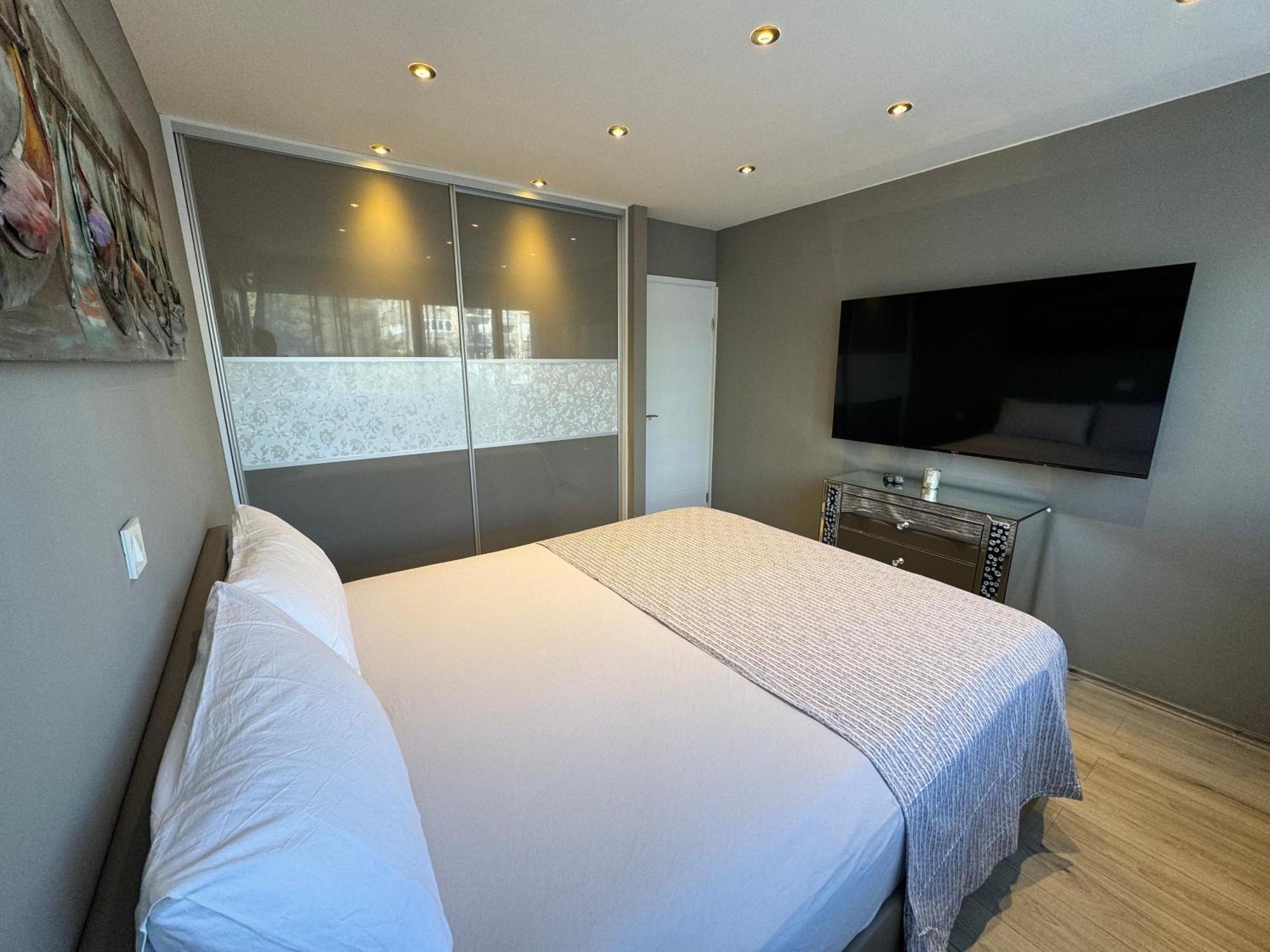 Apartment Astra With Private Parking Split Exterior foto